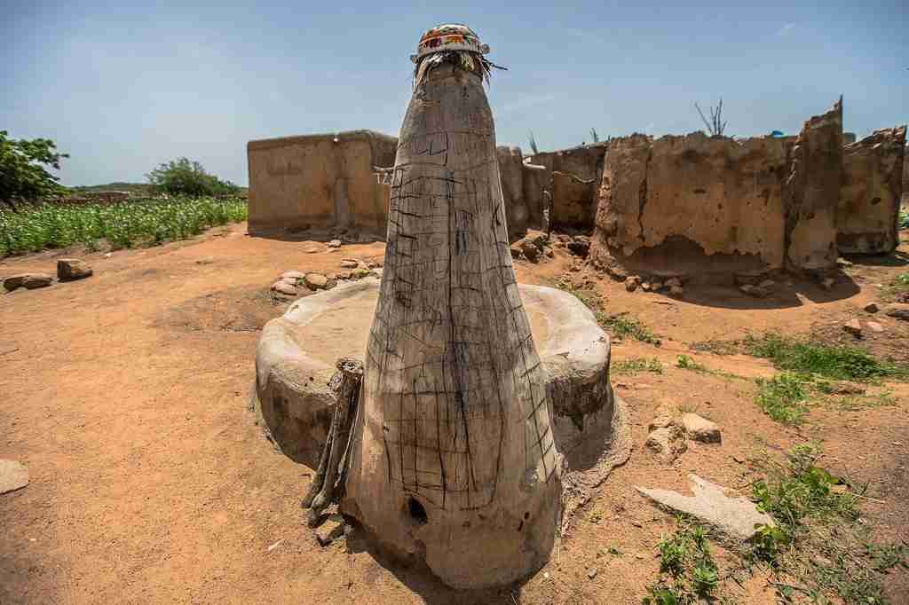 C:\Users\invitado1\Pictures\AFRICA Batammaribe Somba\54  batammariba a tamberma.jpg