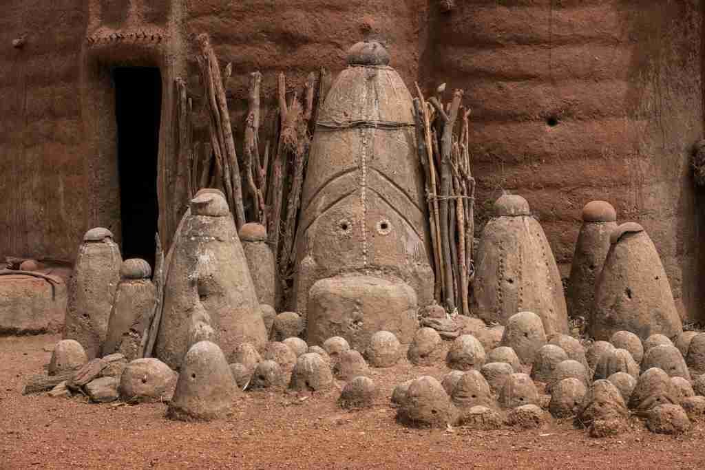 C:\Users\invitado1\Pictures\AFRICA Betammaribe Somba\40 batammariba a 5.jpg