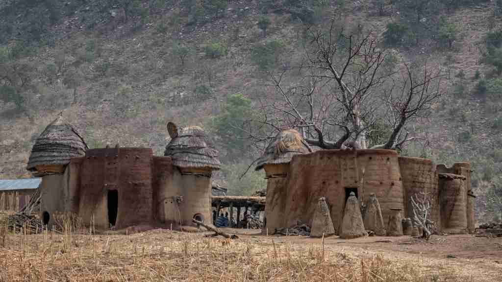 C:\Users\invitado1\Pictures\AFRICA Betammaribe Somba\13 batammarine 13 l m.jpg