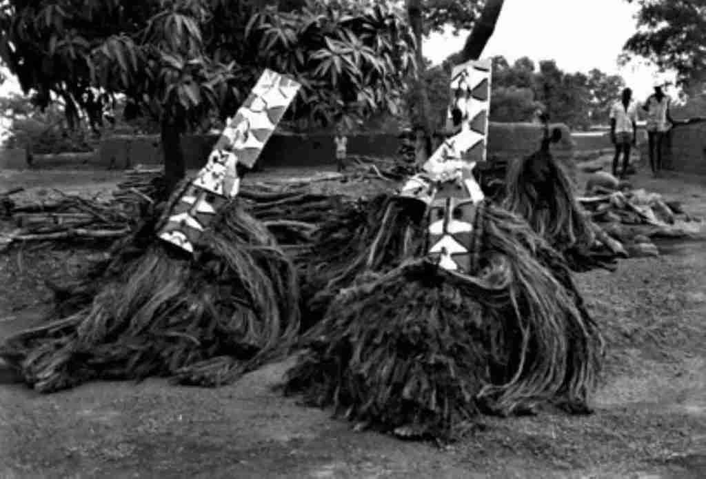 máscaras en Burkina