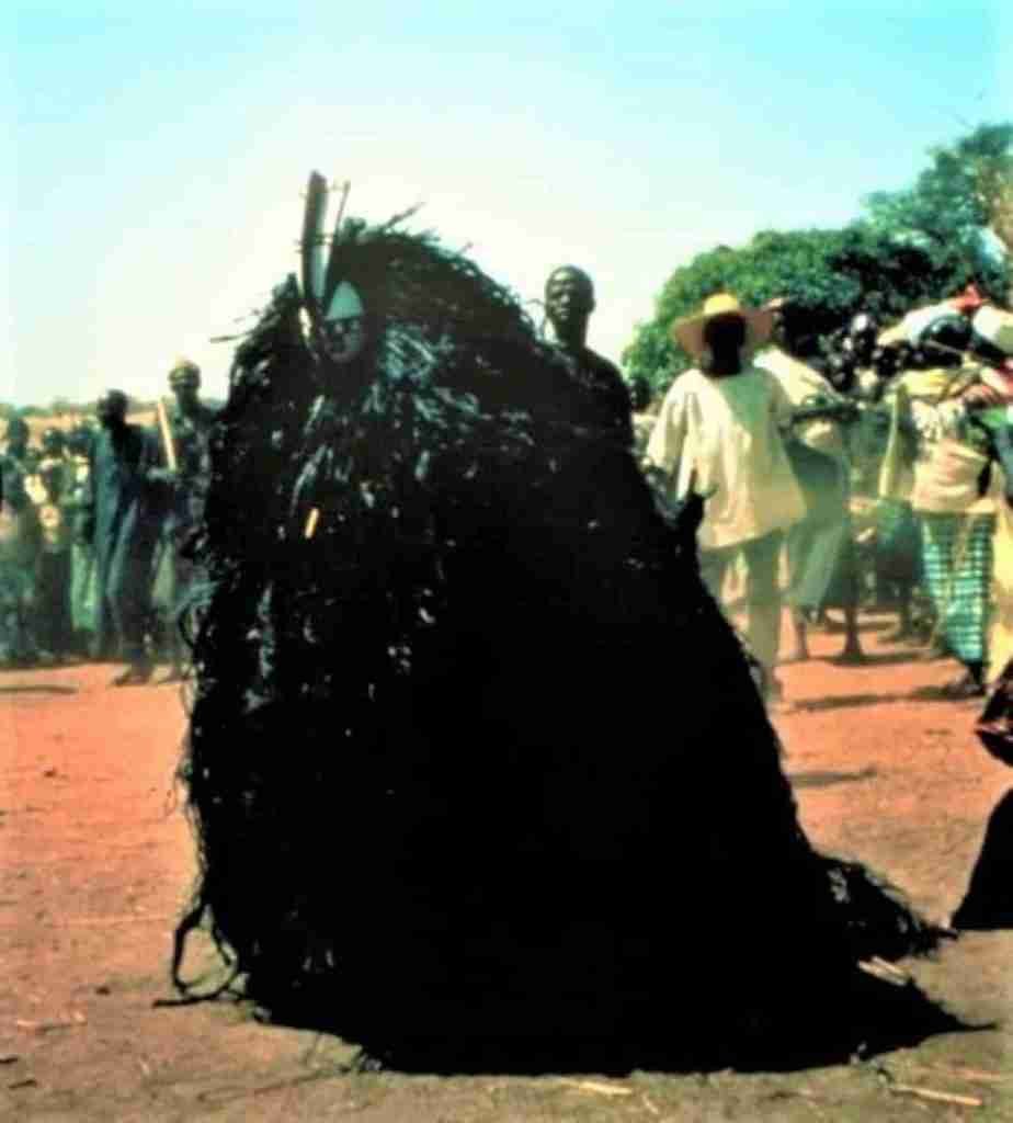 Máscaras tipo Burkina
