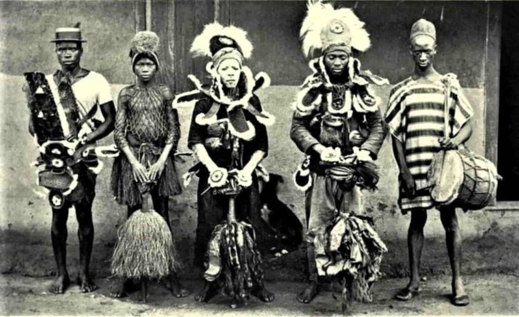 Grados de los iniciados a Poro 