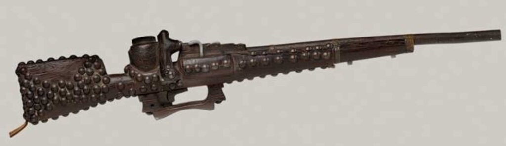 La conocida pipa, de un gran jefe, en la que este quería dejar bien claro su poder, que se puede ver en el Metmuseum, el Museo Metropolitano de Arte en Nueva York.